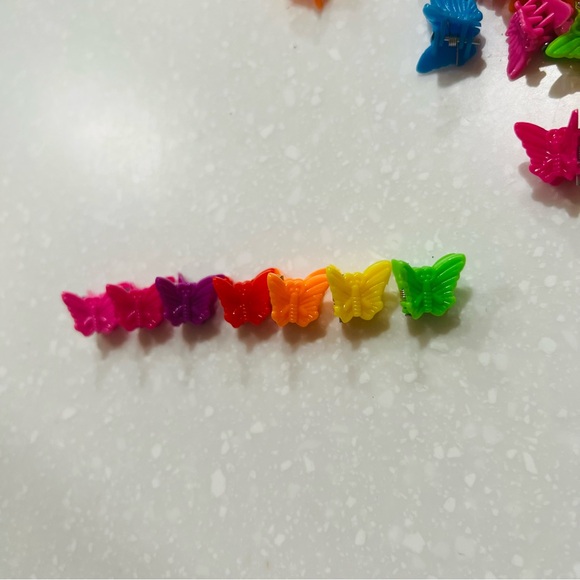 Y2K Butterly Clip 52ct set - Picture 2 of 3